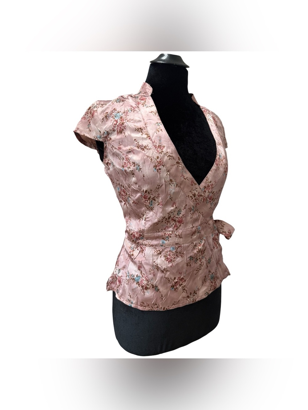 Y2K Fairy Floral Asian Satin Wrap
Top